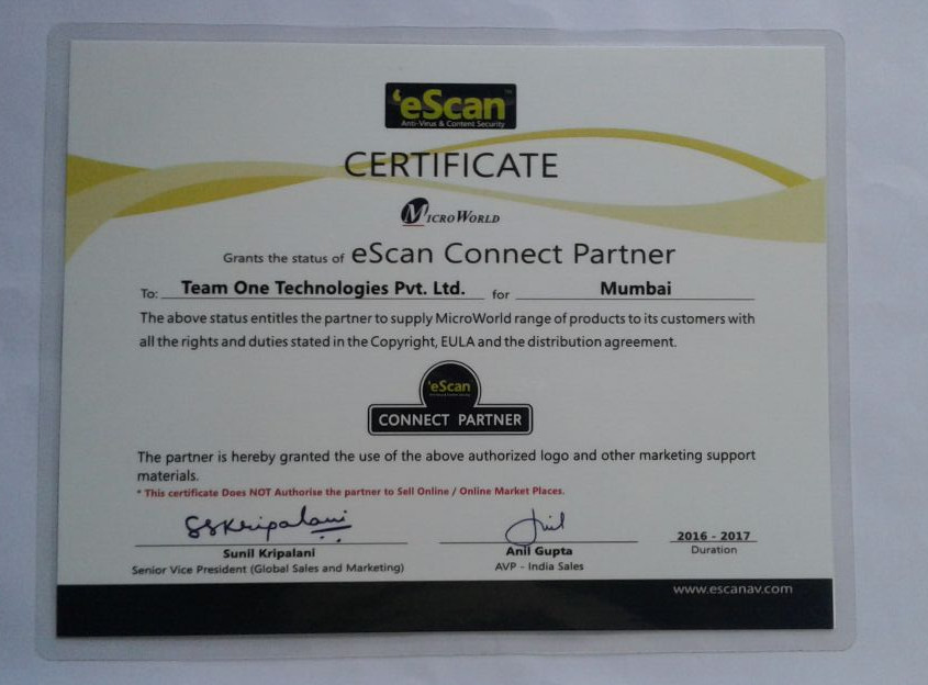 Team One award and recognition 01